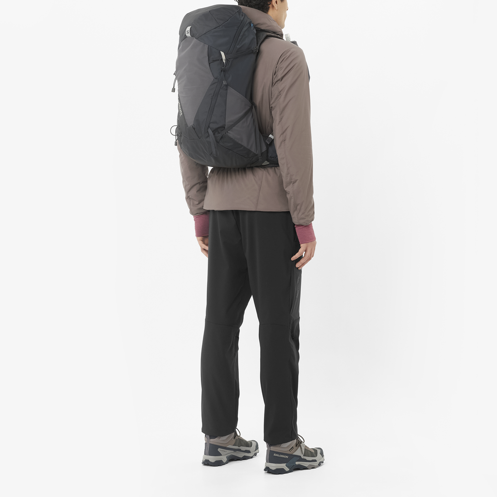 AEROTREK 30 - Black