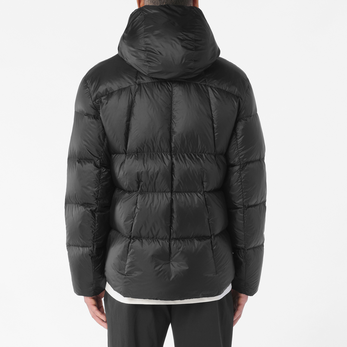 OUTPULSE - Black