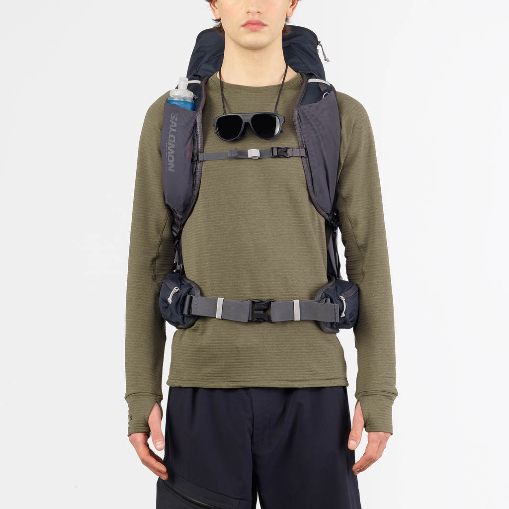 AEROTREK 50 - Black