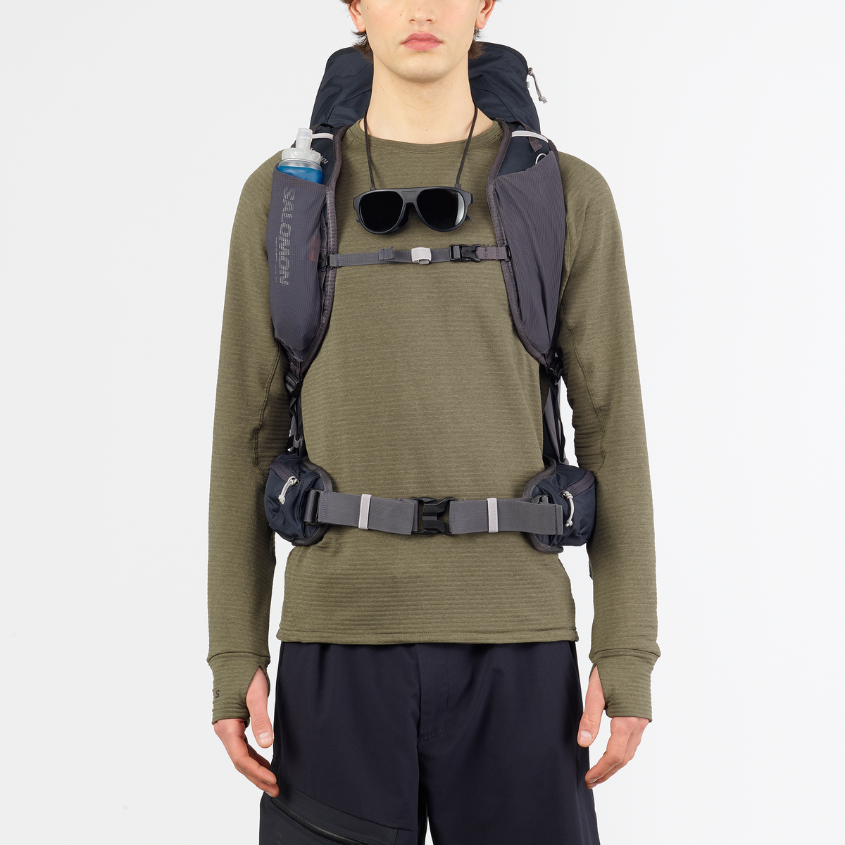 AEROTREK 50 - Black