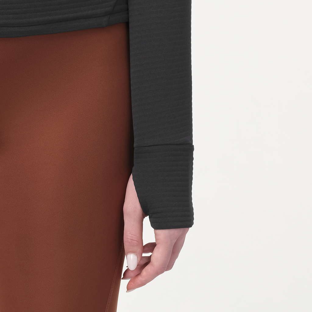 ESSENTIAL LIGHTWARM - Black