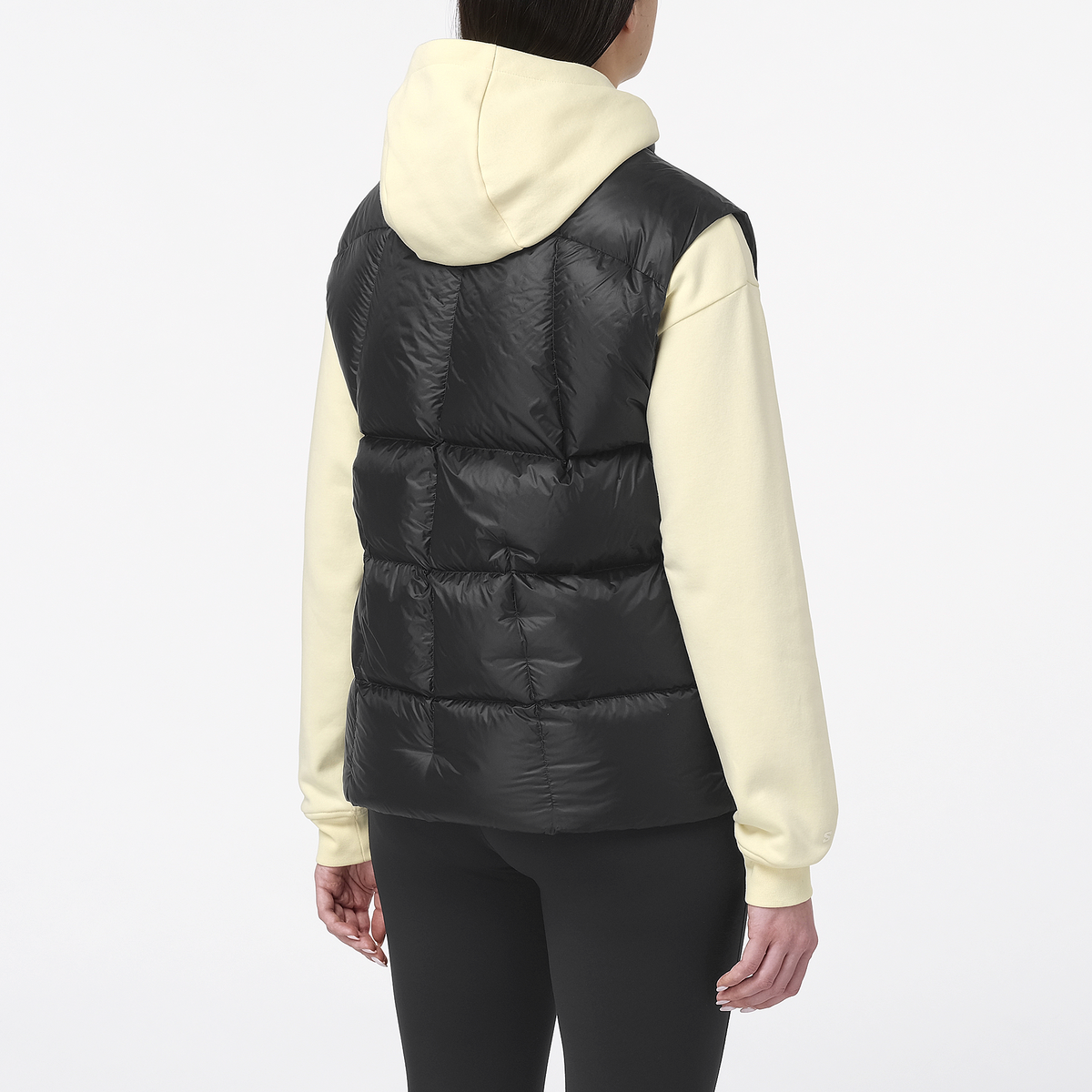 OUTPULSE - Black